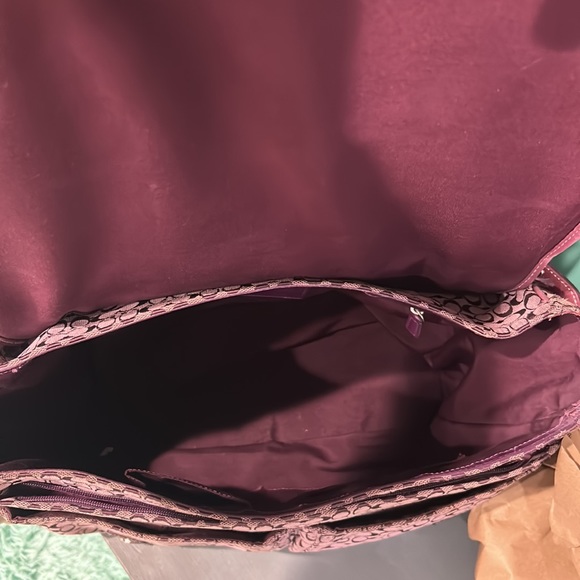 Coach - Picture 2 of 5